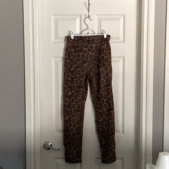 Cheetah print pants - Picture 2 of 3